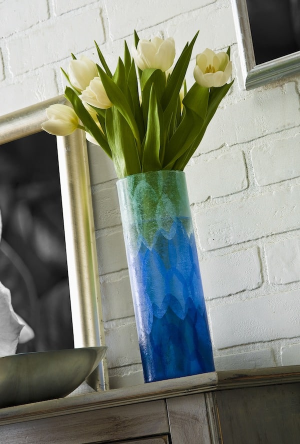 DIY ombre tulip vase made with Mod Podge