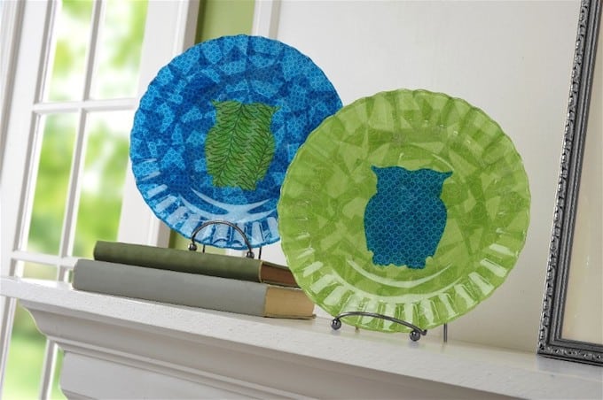 easy decoupage plates {using Mod Podge + glitter}