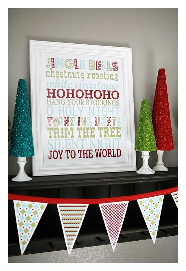 Decorate your home for the holidays with these free Christmas printables - subway art and a banner. They are so cute and colorful!