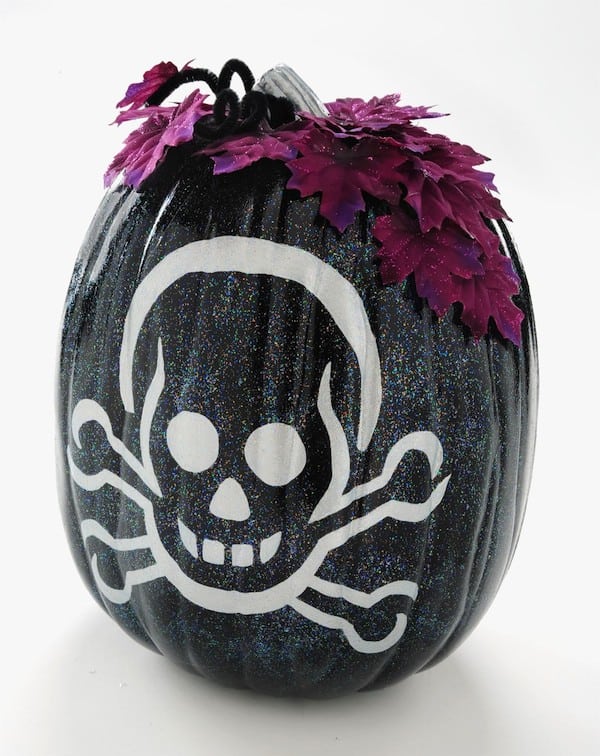 skull painted pumpkins