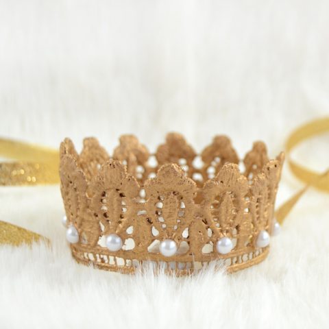 How to make a lace crown