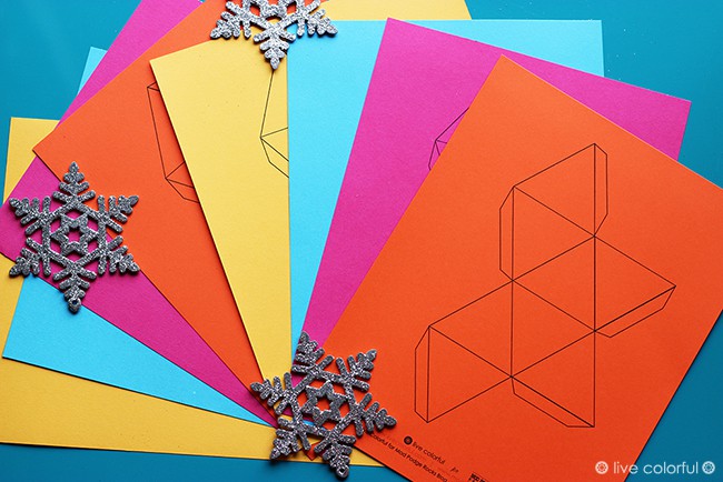 Last Minute Paper Christmas Ornaments | Live Colorful for Mod Podge Rocks Blog