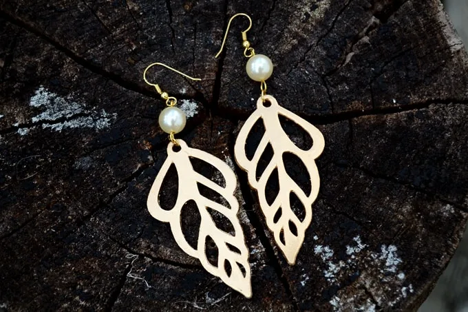 how to make earrings at home using paper