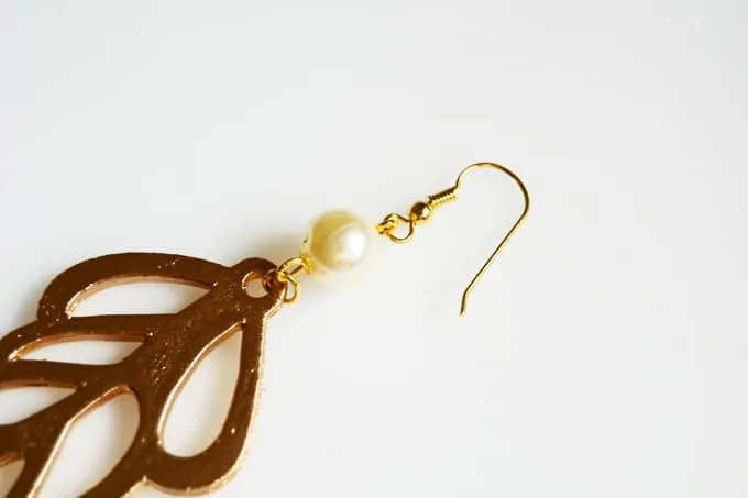 DIY paper earrings