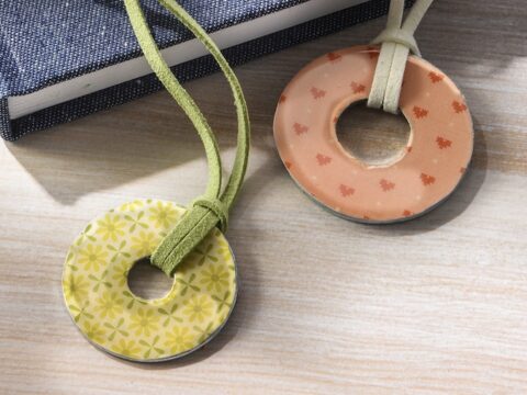 Easy Washer Necklaces With Dimensional Magic Mod Podge Rocks Easy Washer Necklaces With Dimensional Magic Mod Podge Rocks