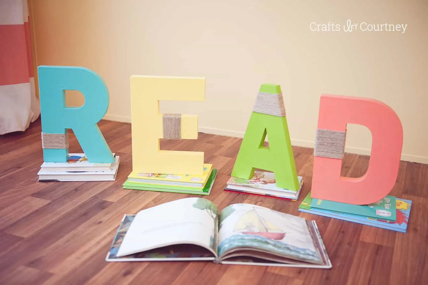 DIY read letters for a book nook