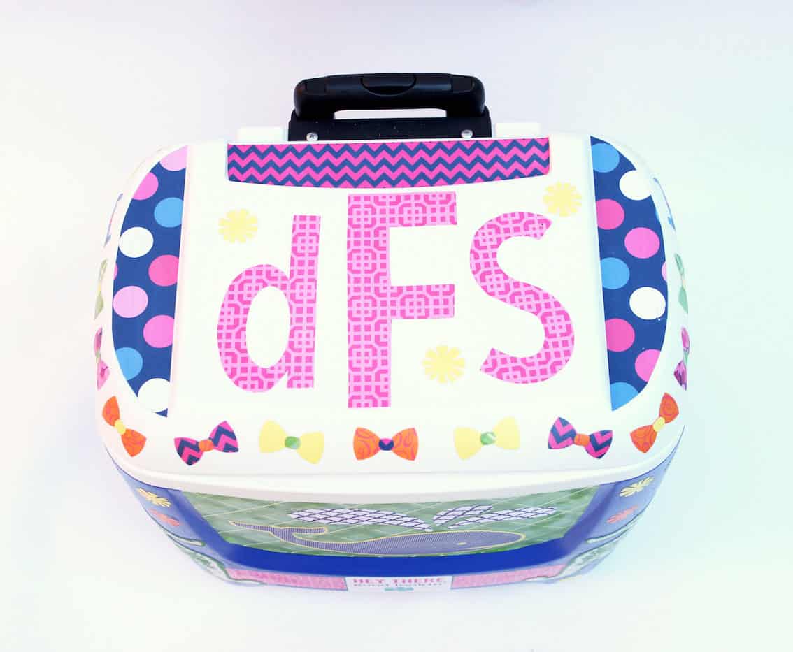 How to decorate a cooler with Mod Podge
