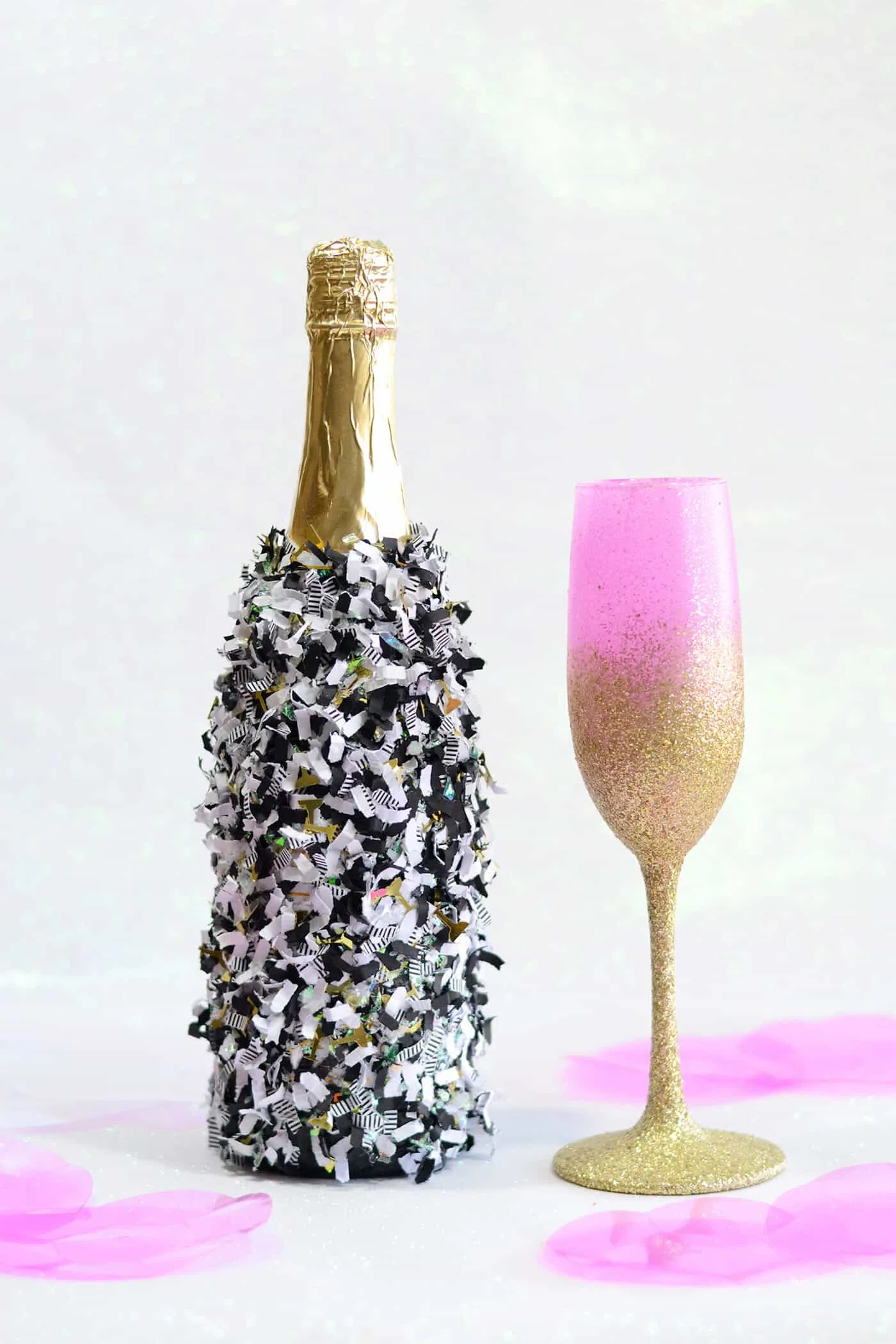 Champagne Bottle Confetti Popper 3 1/2in x 12 1/2in