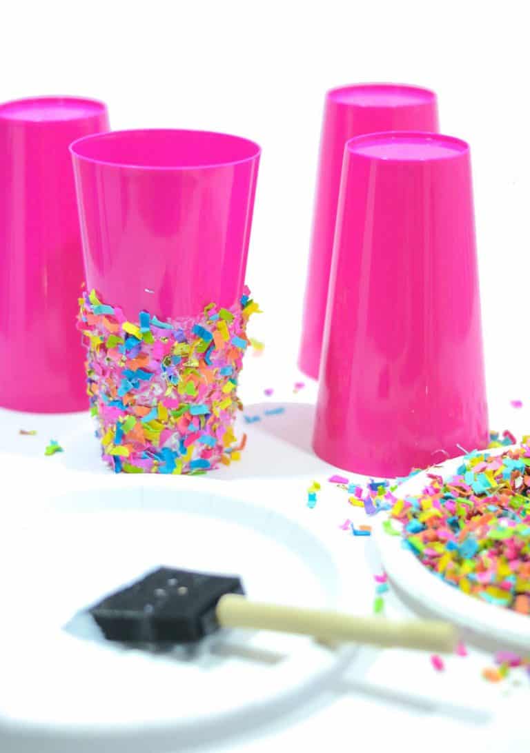 DIY Party Cups Dipped in Confetti - Mod Podge Rocks