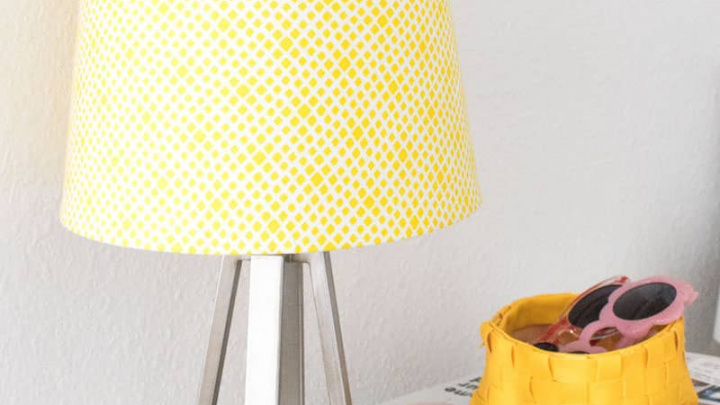 Mod Podge Lamp Shade Makeover In, How To Cover A Lampshade With Tissue Paper And Fabric