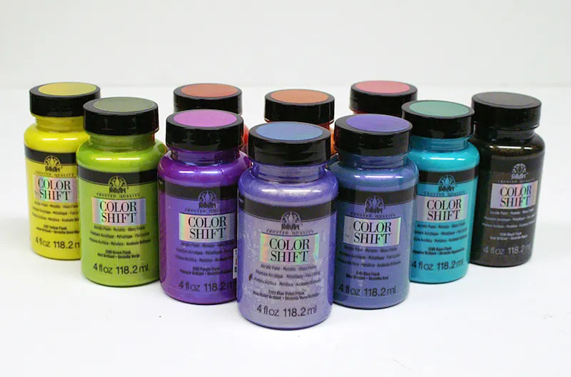 Color Shift Paint The Ultimate Guide Plus Projects Mod Podge Rocks - Color Shifting Paint Work