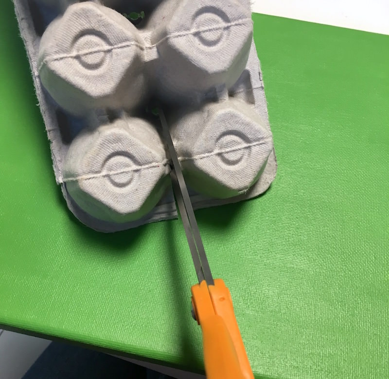 Cutting egg cartons
