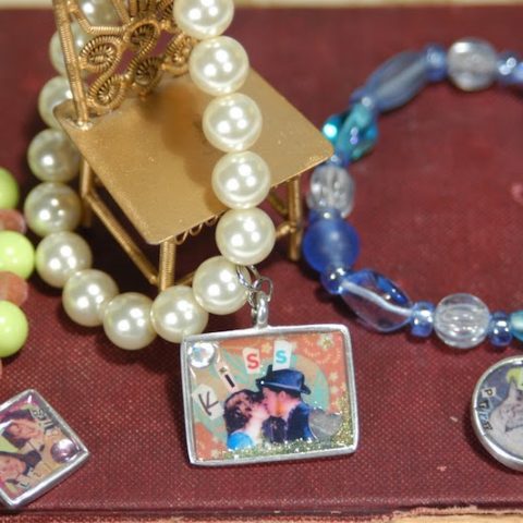DIY photo pendants