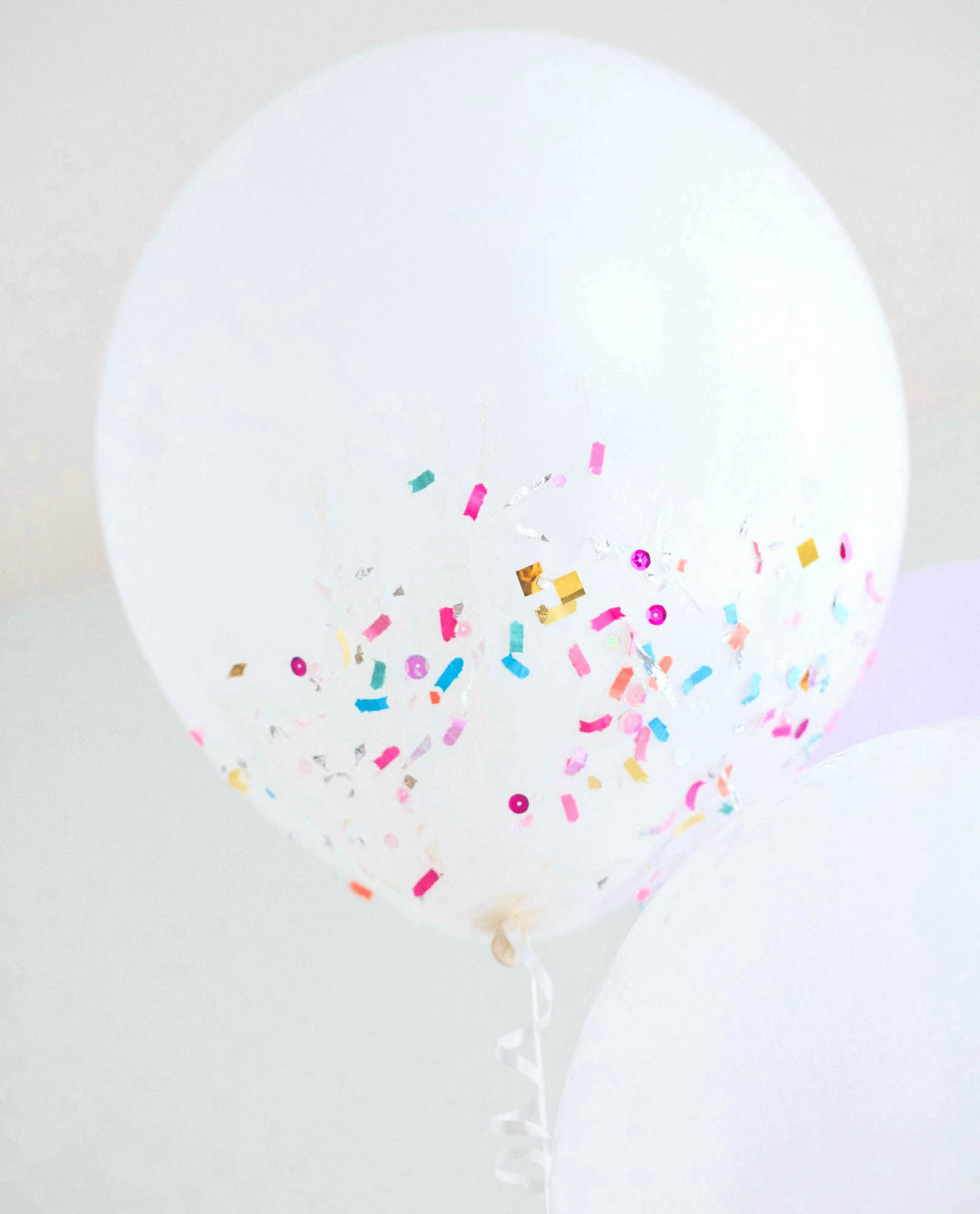 make your own confetti balloons