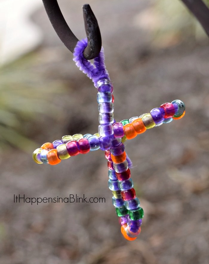 Pipe Cleaner Crafts Kids Will Go Crazy For (Over 50!) Mod Podge Rocks