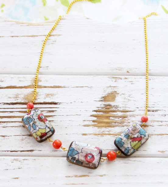 Decoupage Jewelry 20+ Easy Necklace Projects Mod Podge Rocks