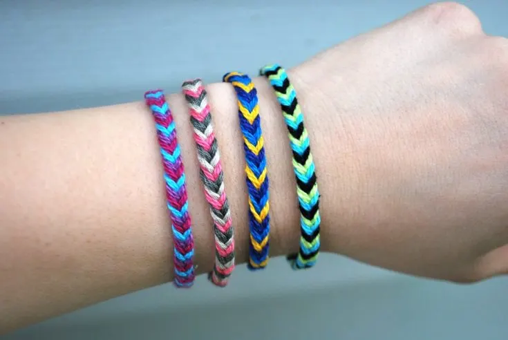 How to put on a bracelet by yourself