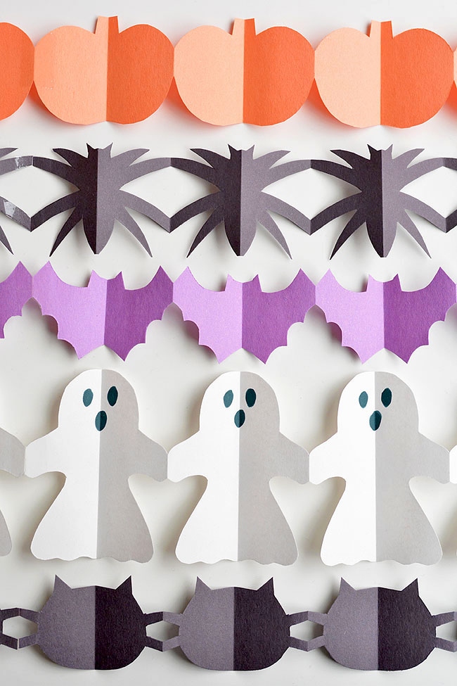Halloween Miniature Paper Garland  16” Celebrate It New 