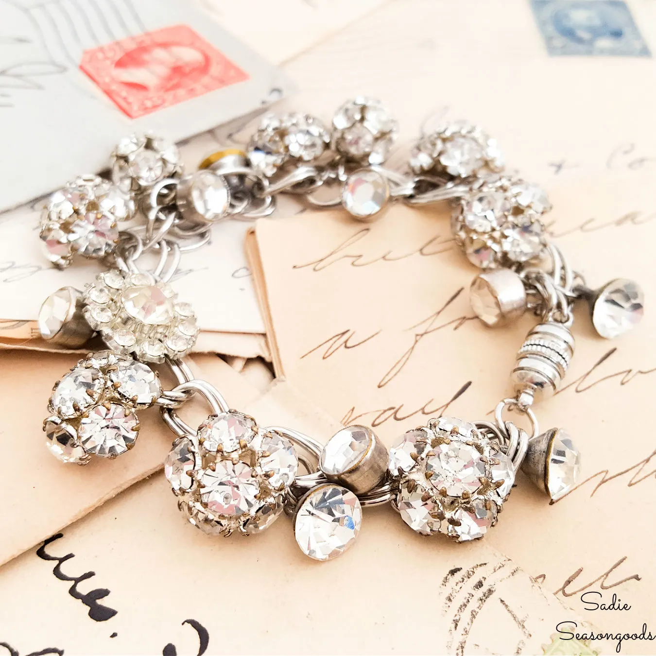 Quick & Easy Sparkly Charm Bracelet, How to Make