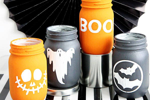 Chalky Halloween Mason Jar Luminaries
