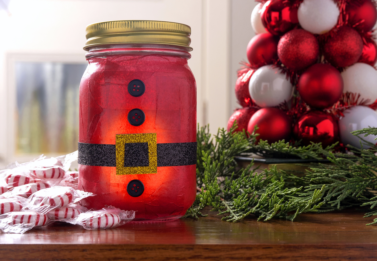 Santa mason jar made with Mod Podge