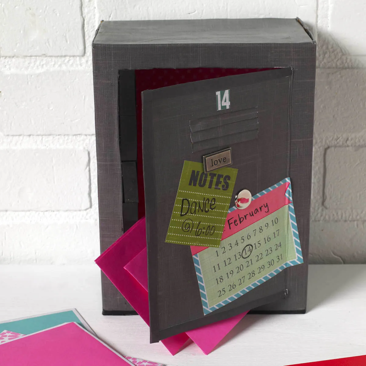 140 Valentine's boxes crafts ideas | valentine box, valentines, valentine  day boxes