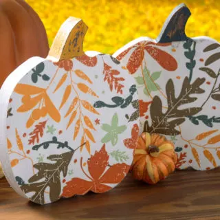 How to decorate wood pumpkins