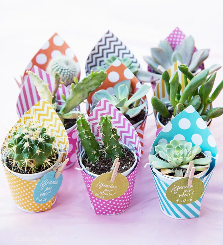 Craftaholics Anonymous®  5 Easy Party Favors Ideas